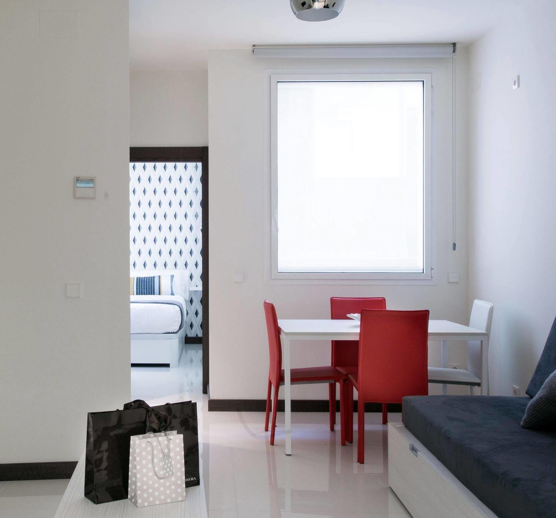 Roisa Suites Μαδρίτη Εξωτερικό φωτογραφία